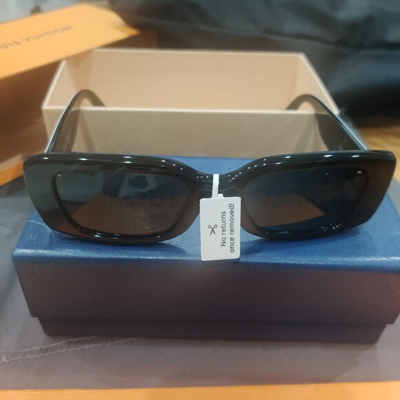 Louis Vuitton LV X TM sunglasses New - Picture 3 of 7